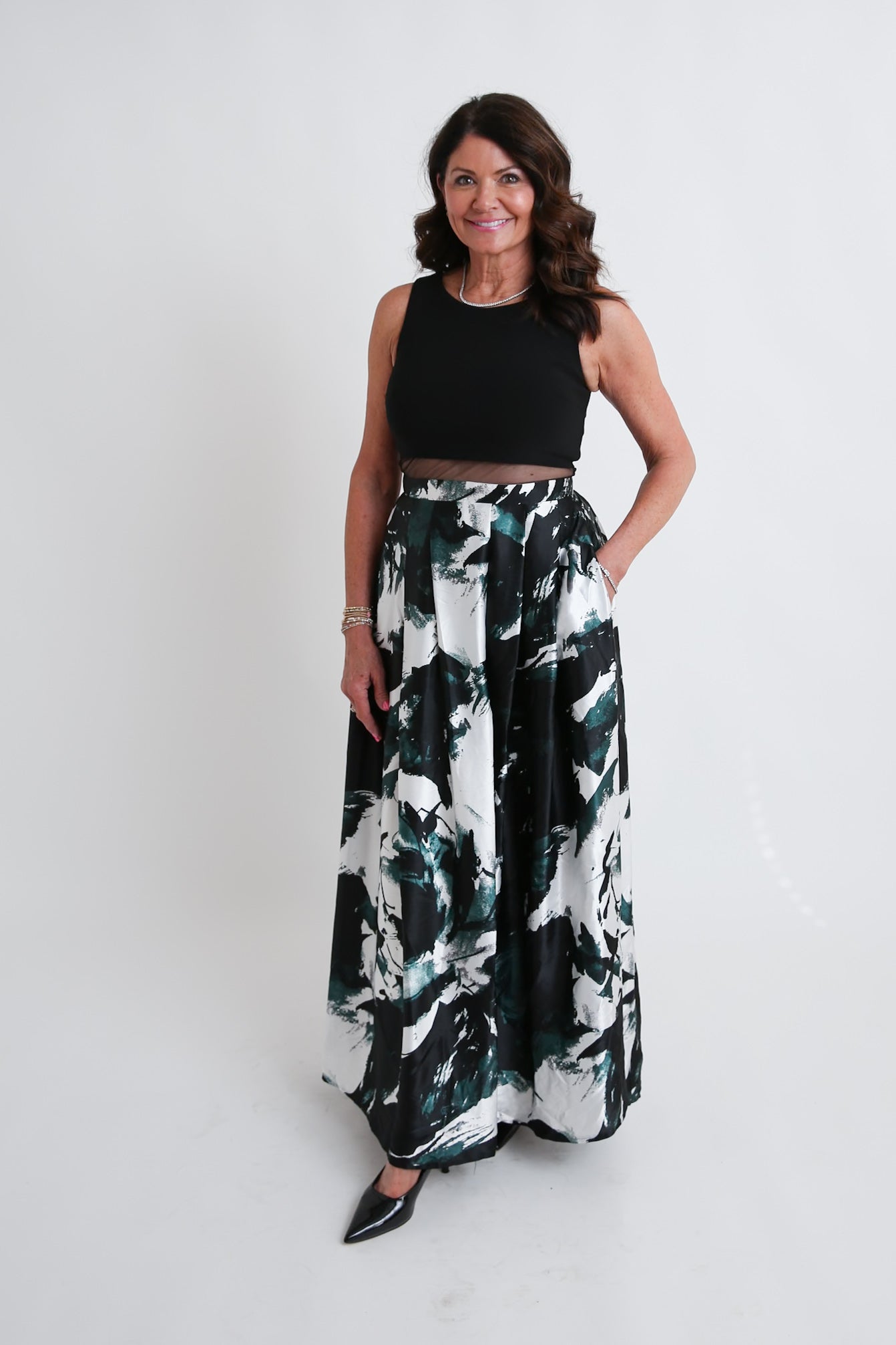 Not Too Modest Gown with Pockets Rental Dress - Size Small/6