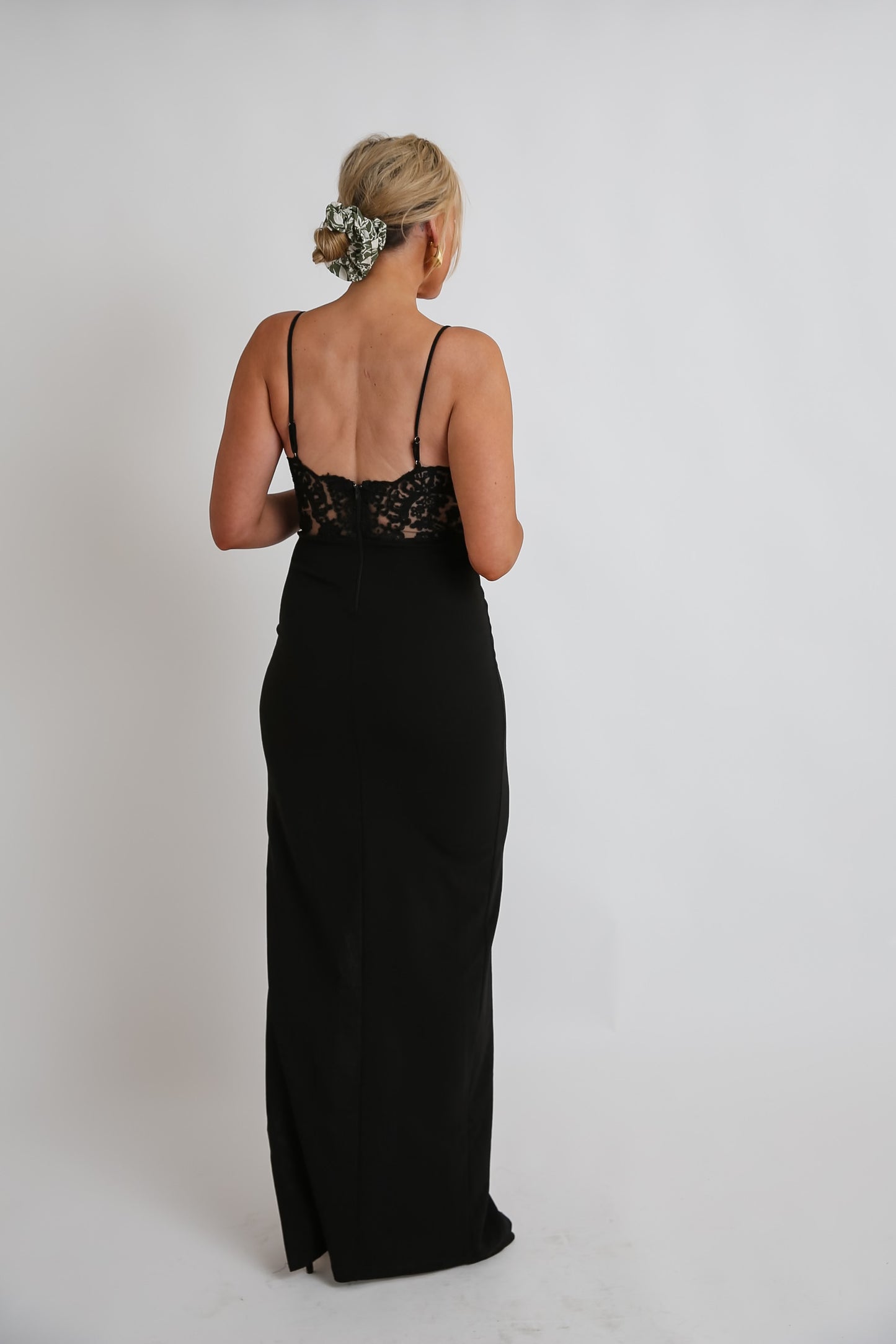 Touch of Elegance Dress Rental - Size Small