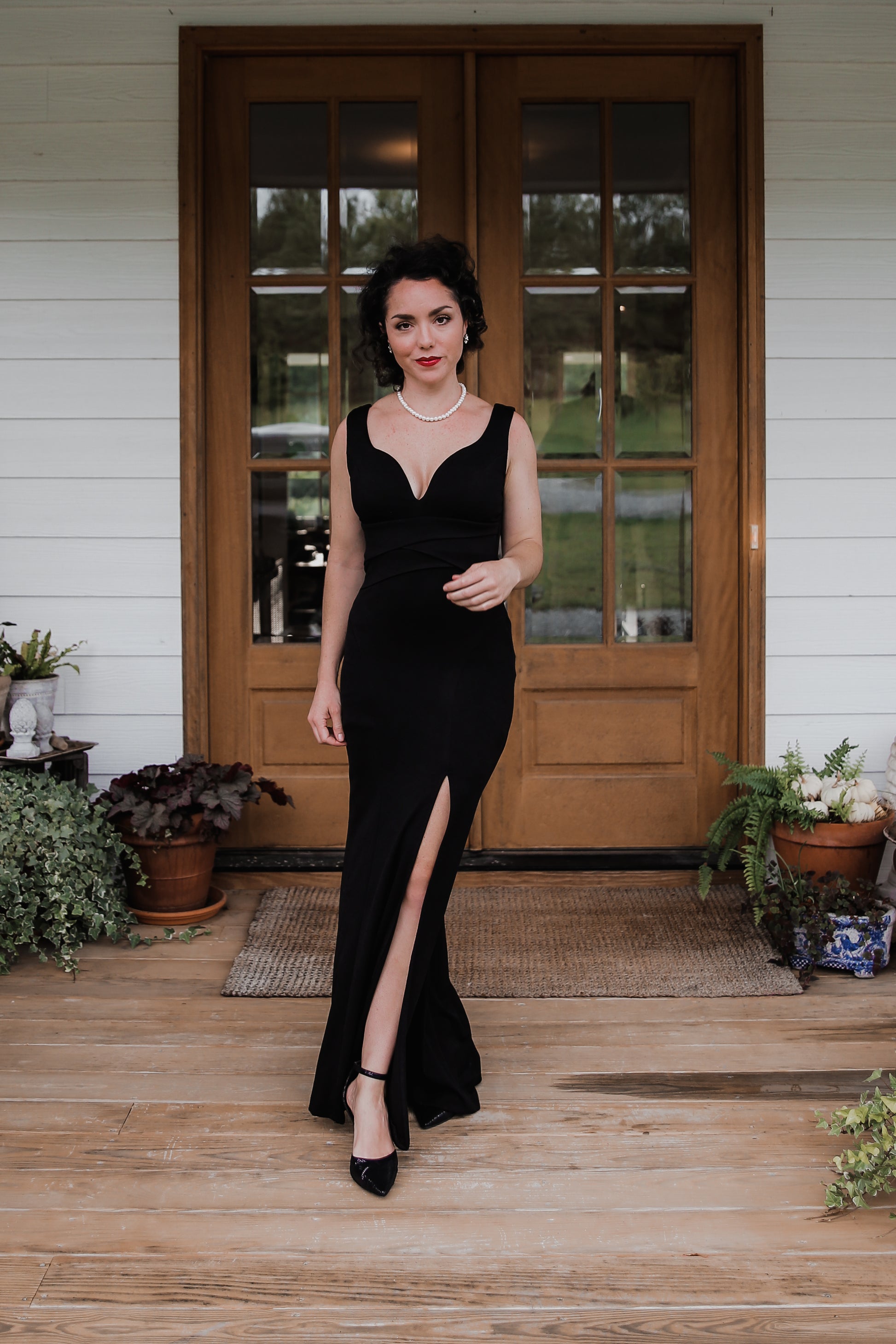renting formal dresses Carly Black Dress Rental