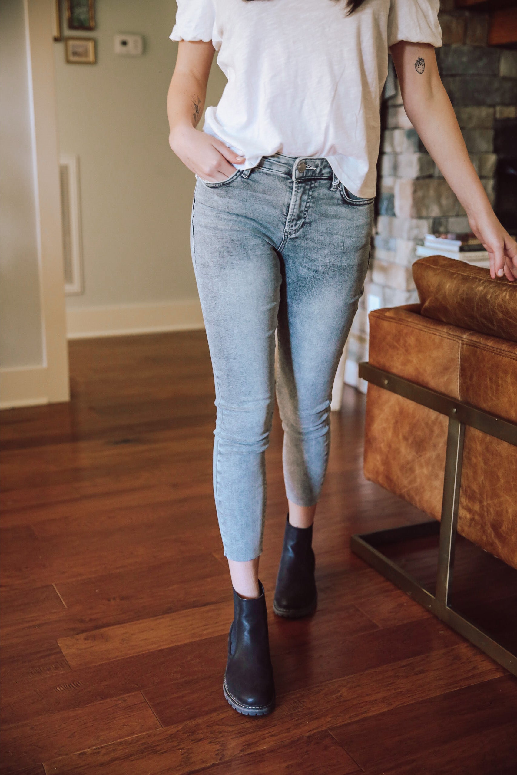 Gisele Black Washed Jean - Cotton and Grain
